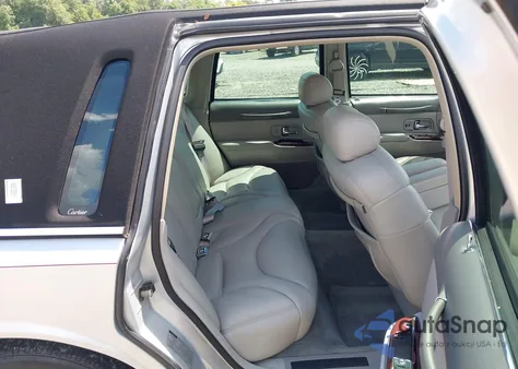 1997 Lincoln Town Car Cartier из США, поврежденный, VIN 1LNLM83W9VY629101